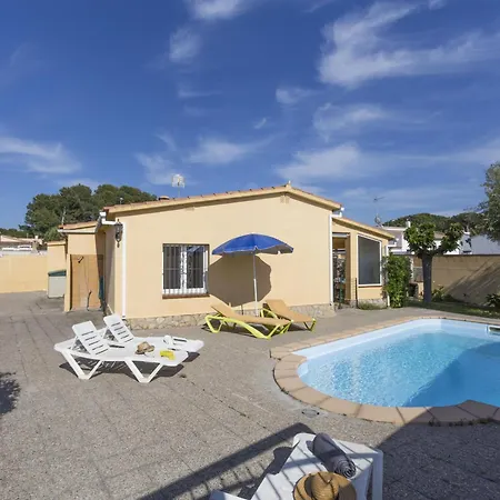 Casa En Con Piscina Privada, Cerca De La Playa Y Centro Turistico - Es-325-17