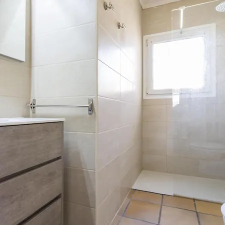 Casa En Con Piscina Privada, Cerca De La Playa Y Centro Turistico - Es-325-17 *